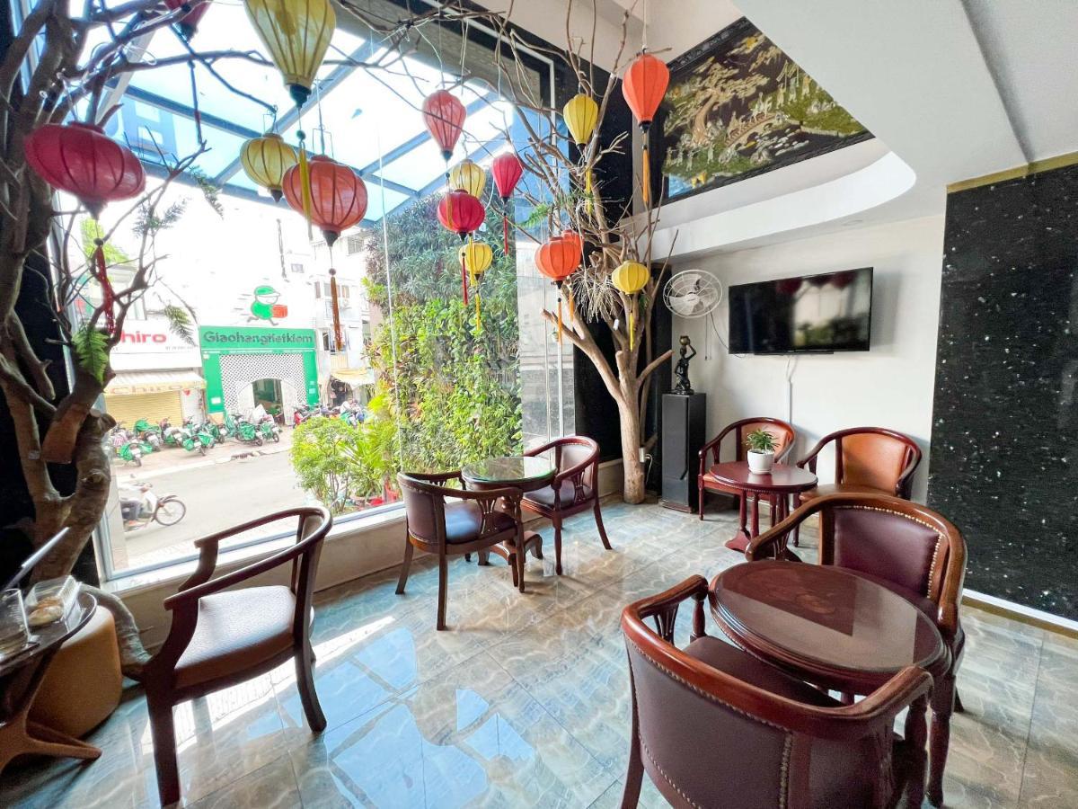 ホテル Huong Mai Ga Sai Gon ホーチミン市 エクステリア 写真